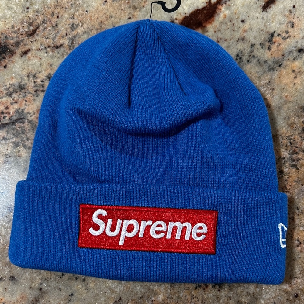 Supreme New Era Box Logo Beanie NWT Blue FW22